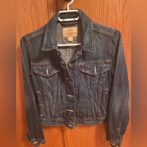 Levi’s Original Jean Jacket - Picture 1 of 3